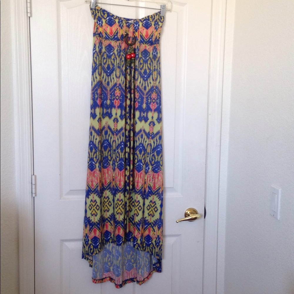 FINAL MARKDOWN Ladies' Derek Heart Tribal-Look Halter Dress med